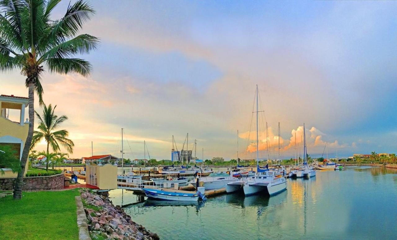Isla Mazatlan Residence Club Bagian luar foto